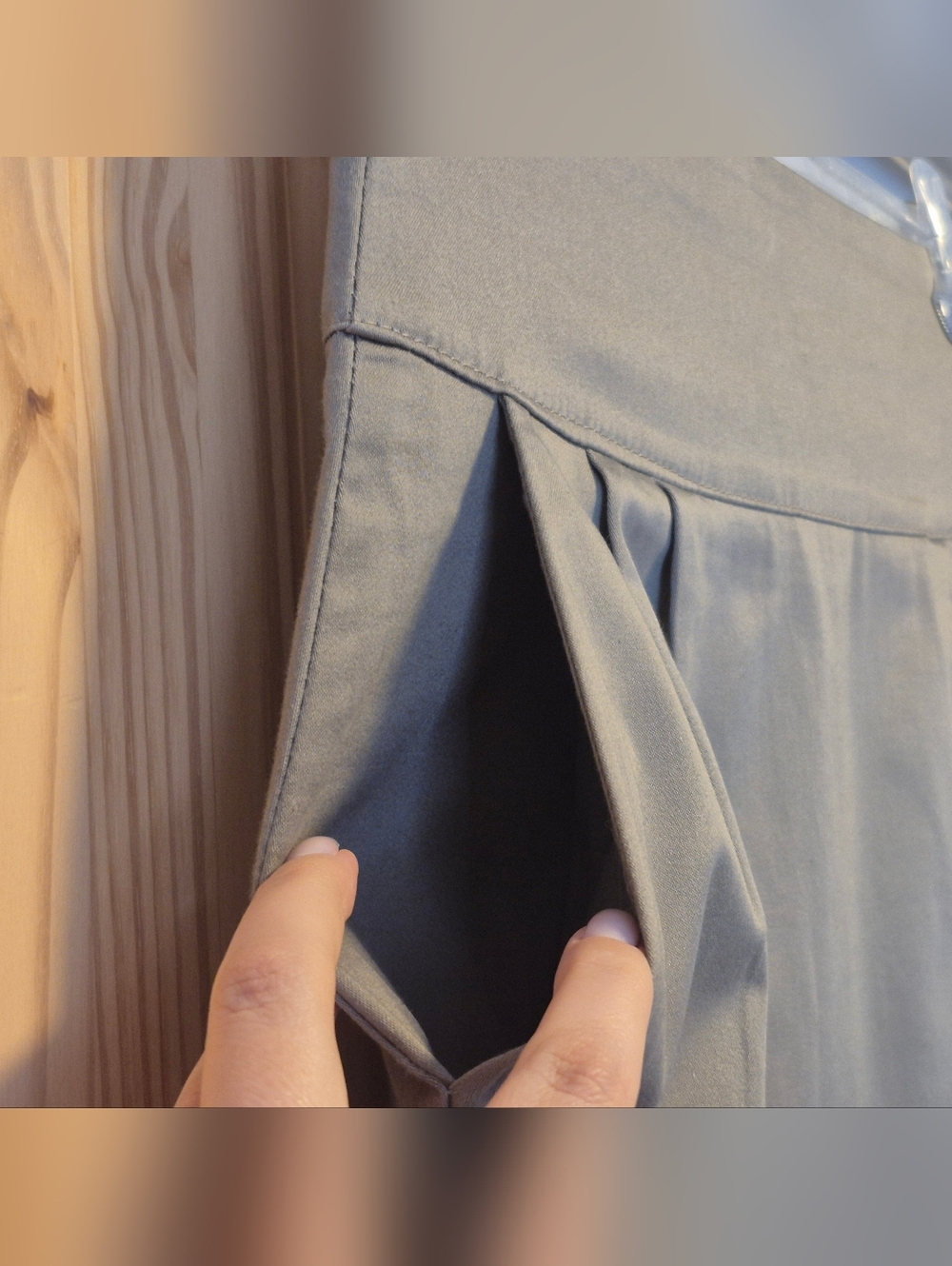 Classic Taupe Pencil Skirt Italy - Picture 4 of 16